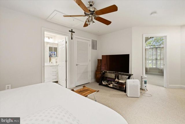 1309 MCLEAN CREST CT, Mclean, VA 22101