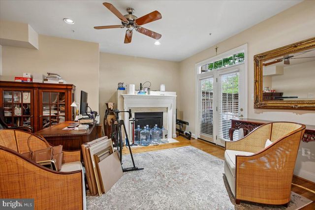 1309 MCLEAN CREST CT, Mclean, VA 22101