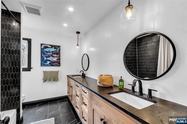 231 Birchwood Road, Old Tappan, NJ 07675