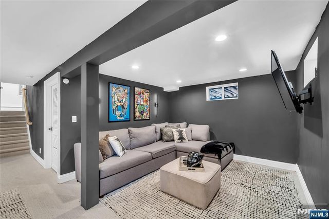 231 Birchwood Road, Old Tappan, NJ 07675