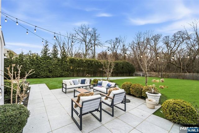 231 Birchwood Road, Old Tappan, NJ 07675