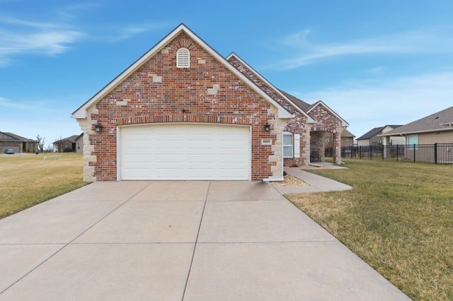 5095 N Remington, Bel Aire, KS 67226
