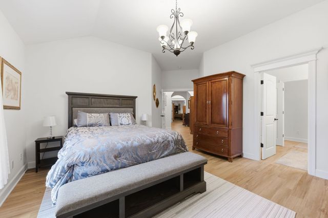 5095 N Remington, Bel Aire, KS 67226