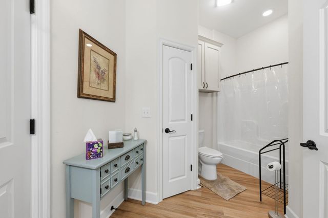 5095 N Remington, Bel Aire, KS 67226