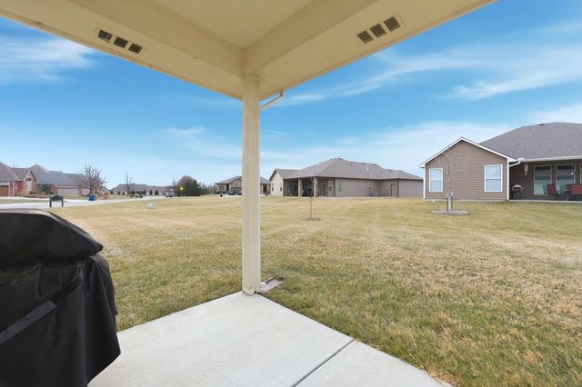 5095 N Remington, Bel Aire, KS 67226