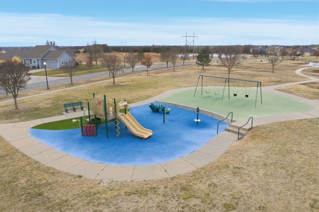 5095 N Remington, Bel Aire, KS 67226