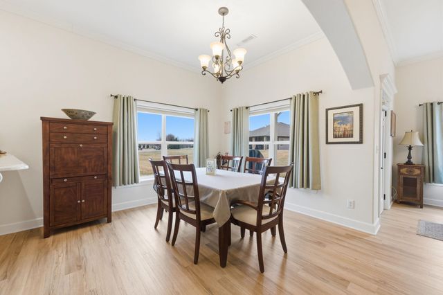 5095 N Remington, Bel Aire, KS 67226