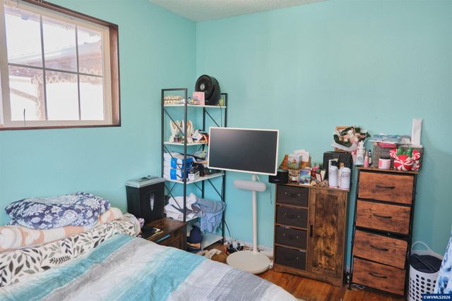 180 W Virginia St, Stayton, OR 97383
