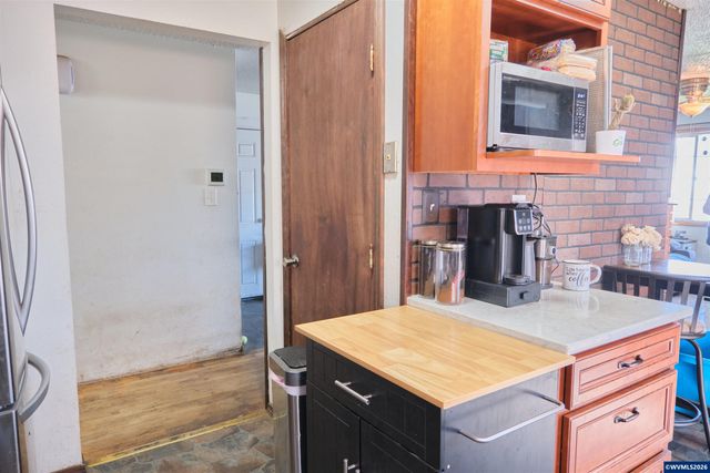 180 W Virginia St, Stayton, OR 97383