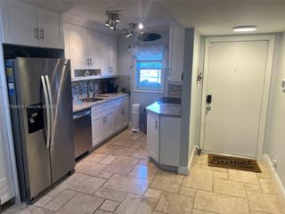 689 NE 6th Ct 1080, Boynton Beach, FL 33435