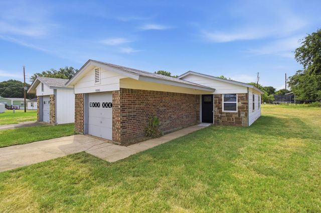 1504 Coral Cut Off, Pelican Bay, TX 76020