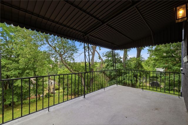 2961 Ruthwood Ave, Baldwin Boro, PA 15227