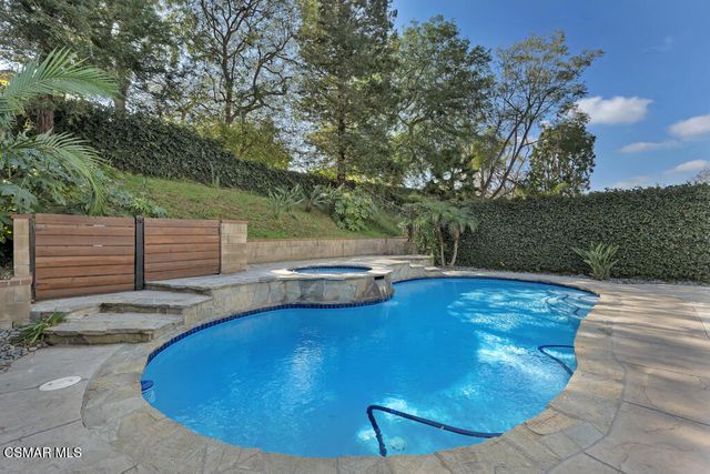 11916 Honeybrook Court, Moorpark, CA 93021