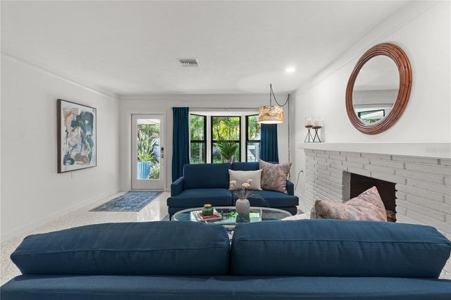 157 GARDEN LANE, Sarasota, FL 34242