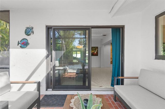 157 GARDEN LANE, Sarasota, FL 34242