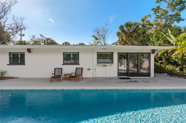 157 GARDEN LANE, Sarasota, FL 34242