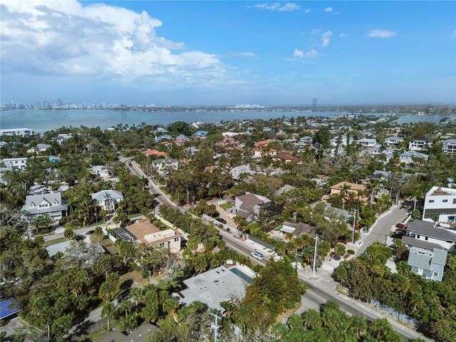 157 GARDEN LANE, Sarasota, FL 34242