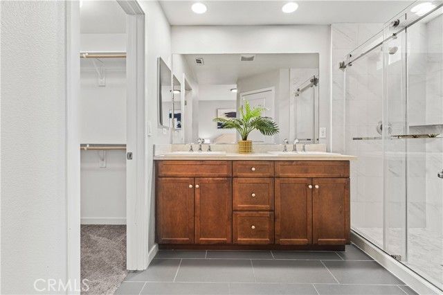 543 Rockefeller, Irvine, CA 92612