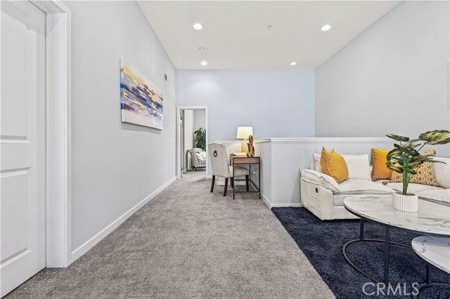 543 Rockefeller, Irvine, CA 92612