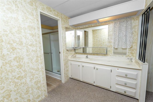 1610 REYNOLDS ROAD 4, Lakeland, FL 33801