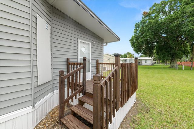 1610 REYNOLDS ROAD 4, Lakeland, FL 33801