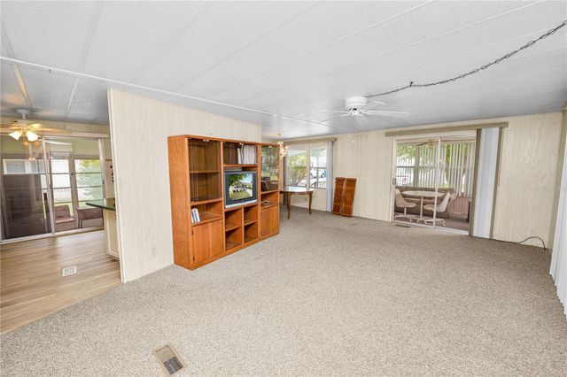 1610 REYNOLDS ROAD 4, Lakeland, FL 33801