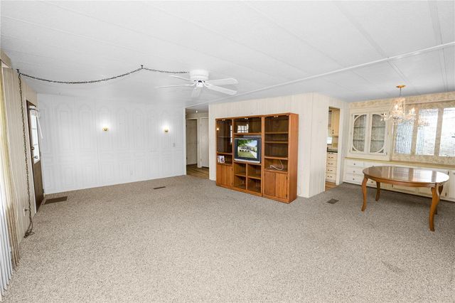 1610 REYNOLDS ROAD 4, Lakeland, FL 33801