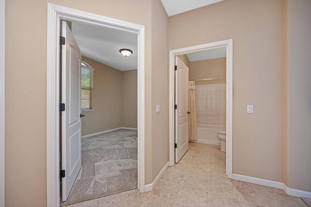 1241 Volonne Dr, Roseville, CA 95747