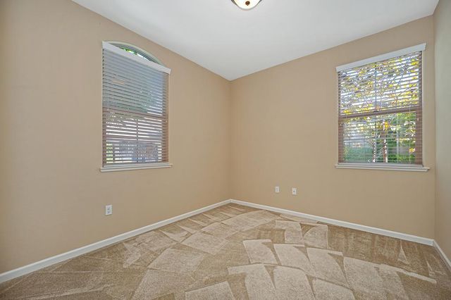 1241 Volonne Dr, Roseville, CA 95747