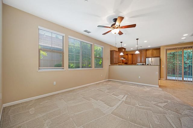1241 Volonne Dr, Roseville, CA 95747