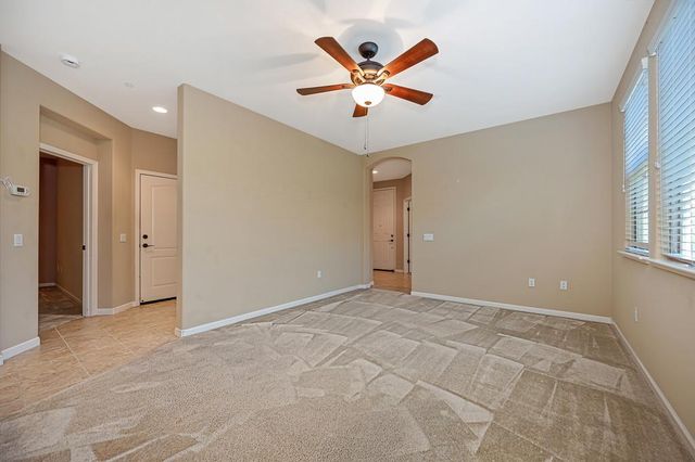 1241 Volonne Dr, Roseville, CA 95747