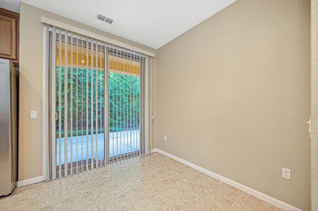 1241 Volonne Dr, Roseville, CA 95747