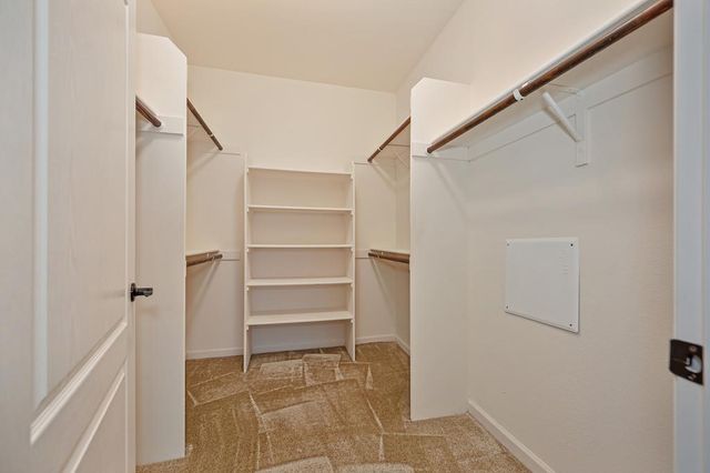 1241 Volonne Dr, Roseville, CA 95747