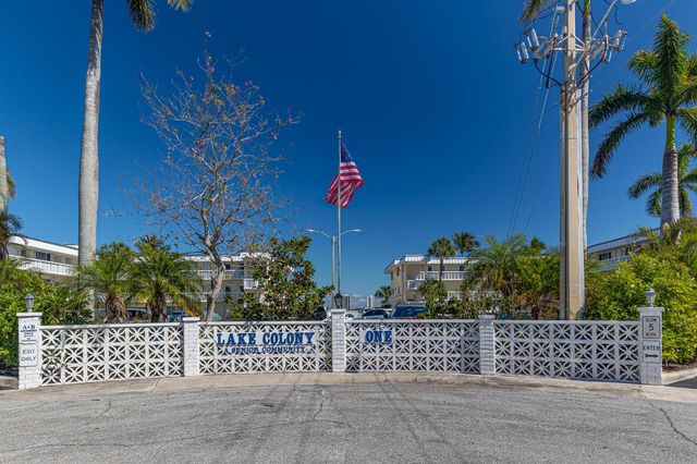 101 Doolen Court 207, North Palm Beach, FL 33408