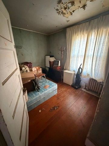 107 Massasoit Avenue, Cranston, RI 02905