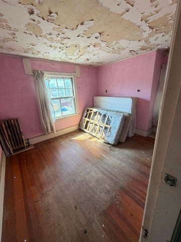 107 Massasoit Avenue, Cranston, RI 02905