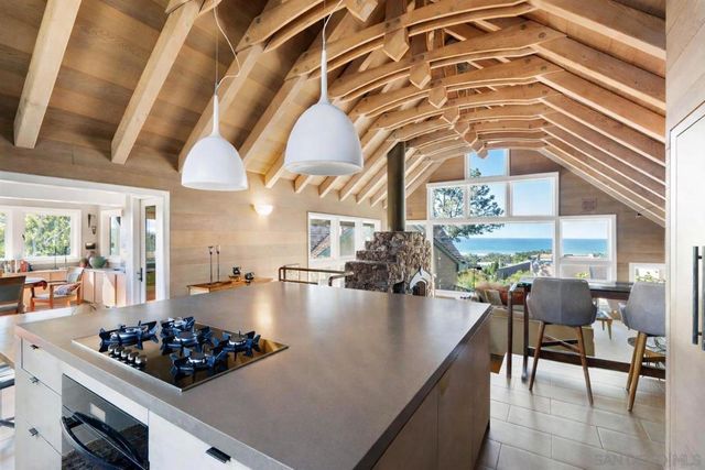 13027 Via Latina, Del Mar, CA 92014