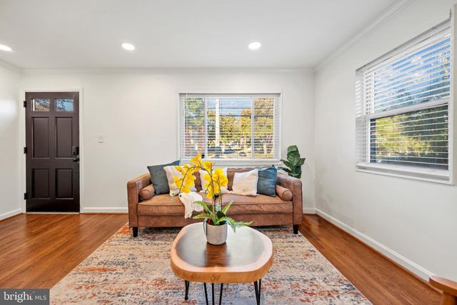 5388 TANEY AVE, Alexandria, VA 22304