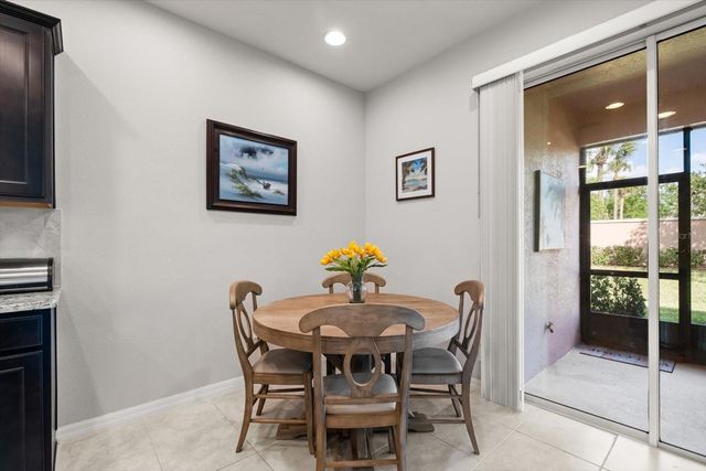 1483 EL CONTE DRIVE, Davenport, FL 33896