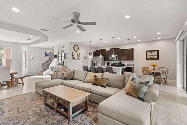 1483 EL CONTE DRIVE, Davenport, FL 33896