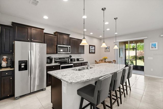 1483 EL CONTE DRIVE, Davenport, FL 33896