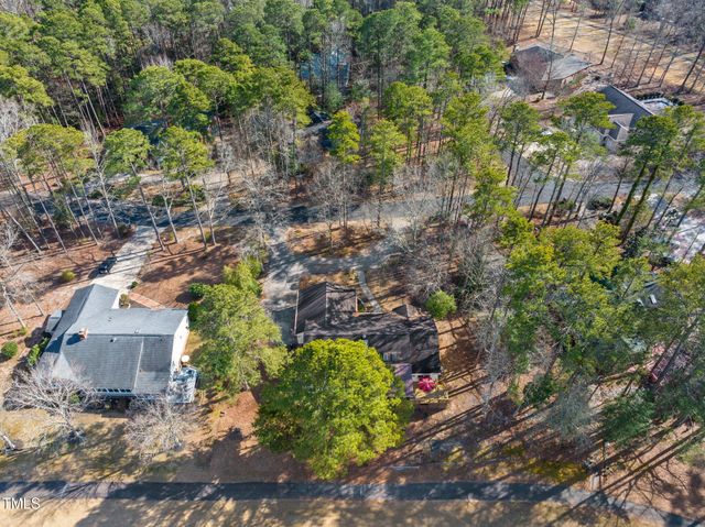 573 Broadmoor Court, Sanford, NC 27332