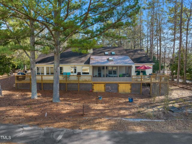 573 Broadmoor Court, Sanford, NC 27332