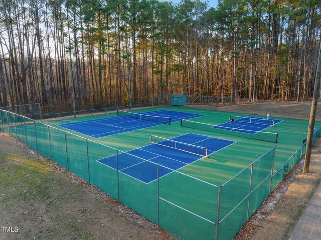 573 Broadmoor Court, Sanford, NC 27332
