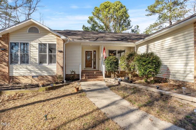 573 Broadmoor Court, Sanford, NC 27332
