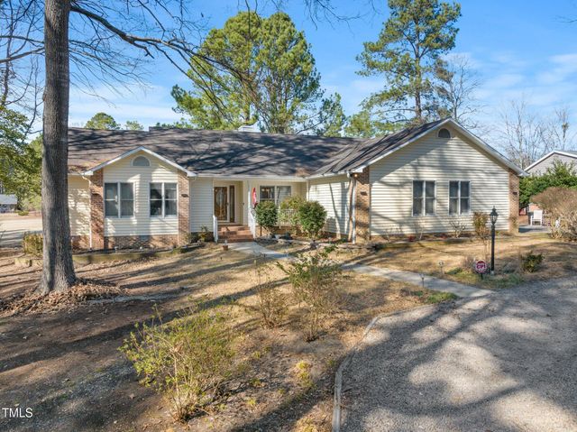 573 Broadmoor Court, Sanford, NC 27332