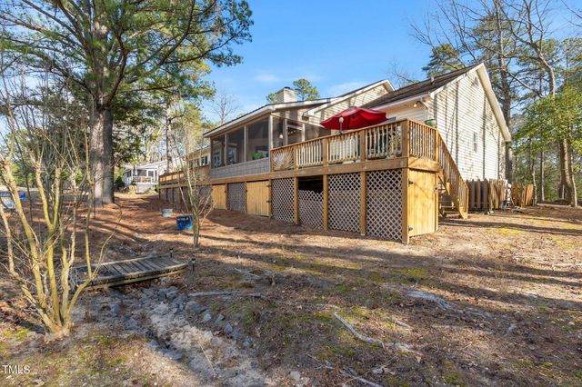 573 Broadmoor Court, Sanford, NC 27332