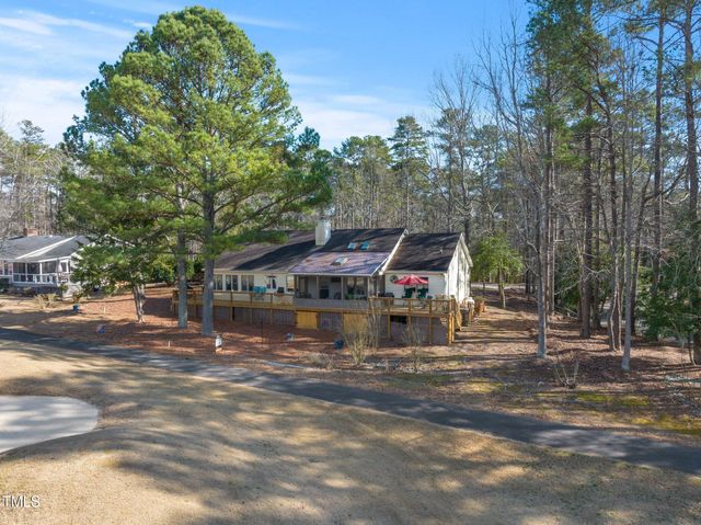 573 Broadmoor Court, Sanford, NC 27332