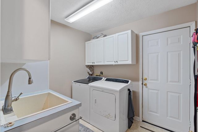 573 Broadmoor Court, Sanford, NC 27332