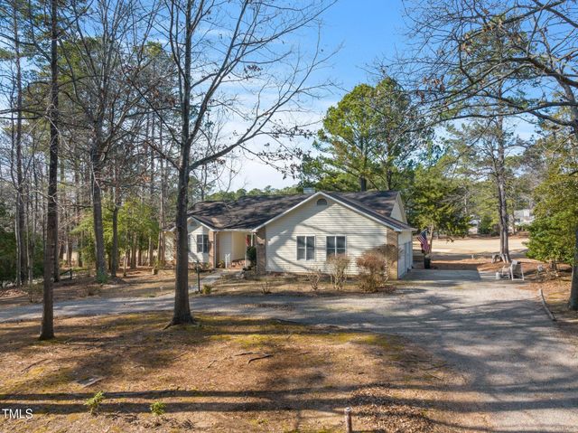 573 Broadmoor Court, Sanford, NC 27332